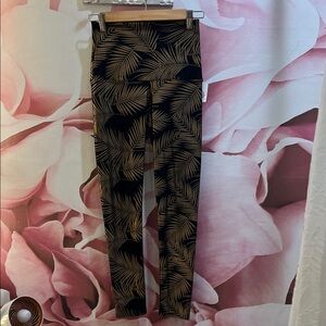 Emily Hsu Designs Black and Gold Leaf Print Leggings